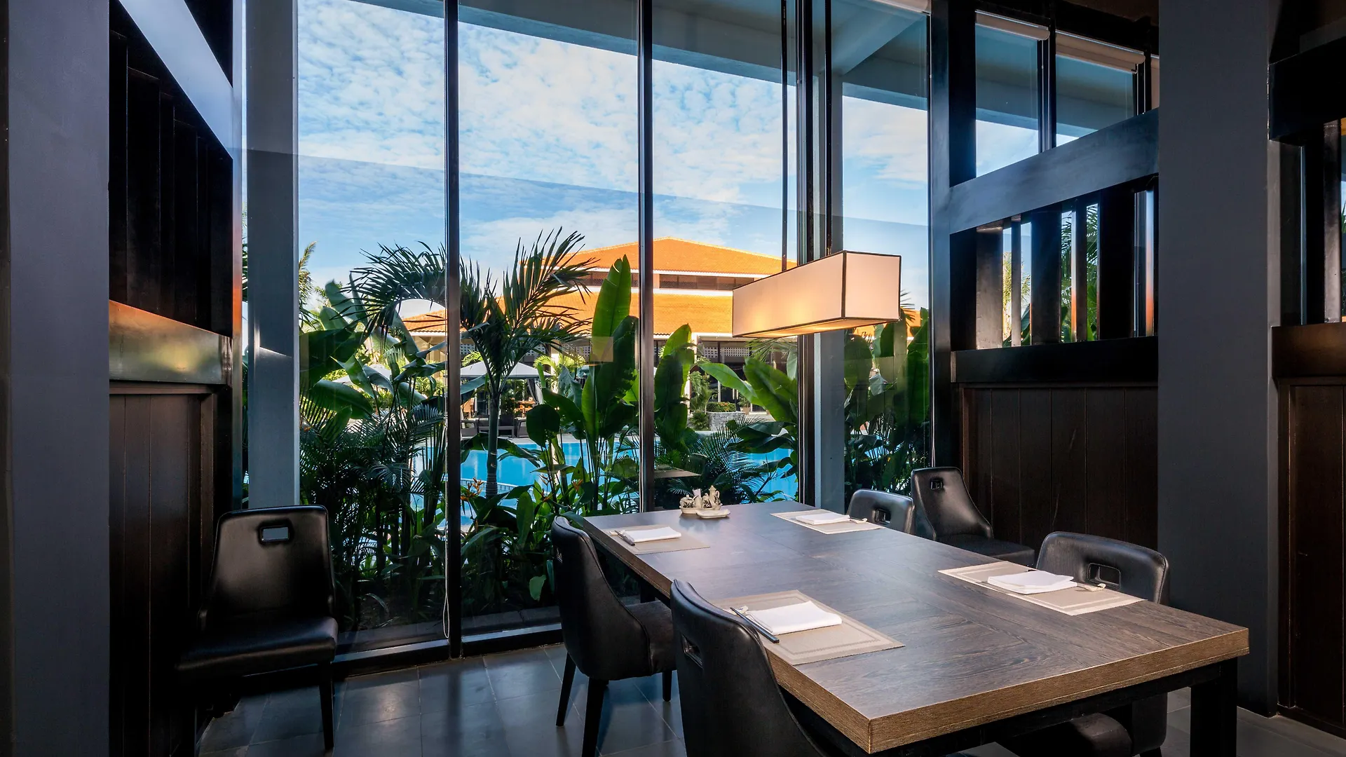 Grandvrio Ocean Resort Danang Tra Khe 5*,