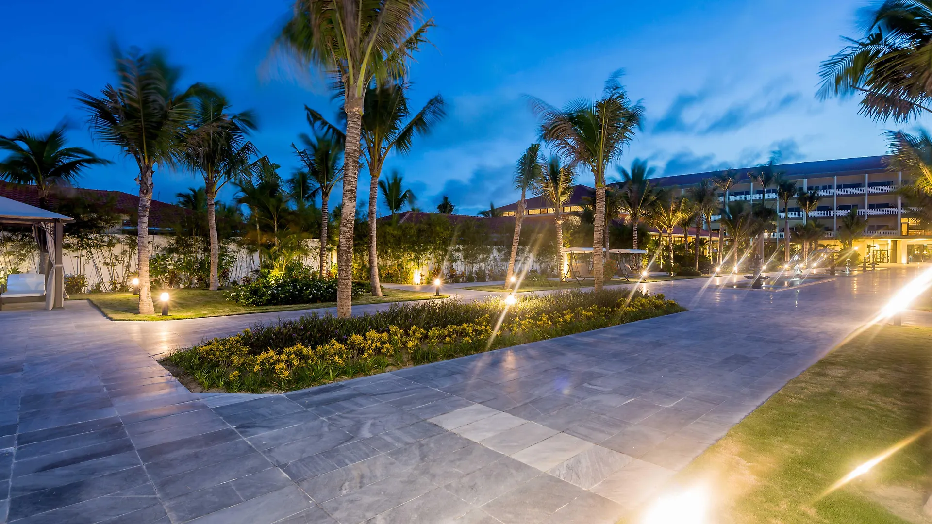 Grandvrio Ocean Resort Danang Hoi An 5*, Tra Khe Vietnam